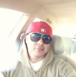 Meet your Posher, Abraham